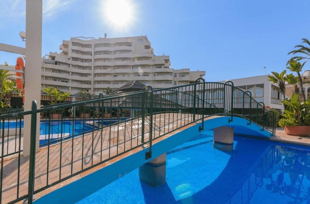 בנאלמדנה Estudio Benalbeach New מראה חיצוני תמונה