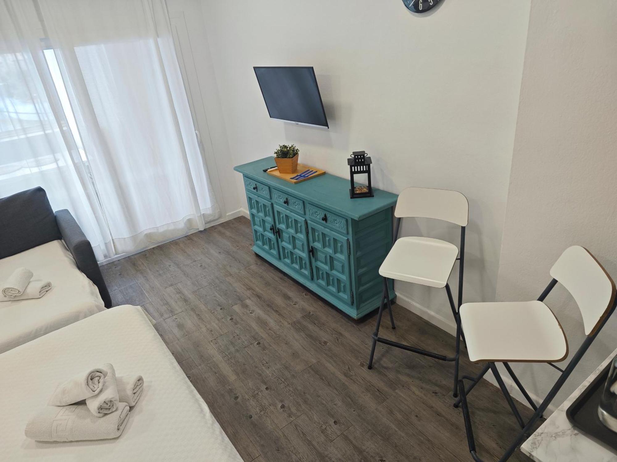 בנאלמדנה Estudio Benalbeach New מראה חיצוני תמונה