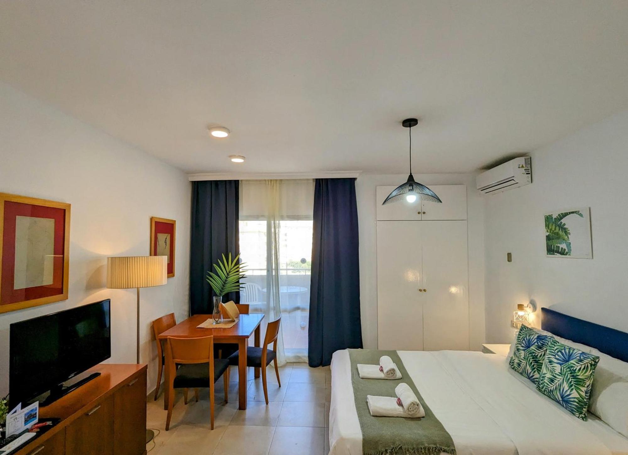 בנאלמדנה Estudio Benalbeach New מראה חיצוני תמונה